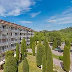 Aparthotel Residences Les Hautes Plaines 2*